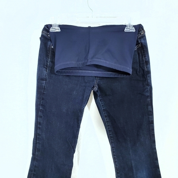 Gap Maternity Full Panel Long & Lean Bootcut Jeans - Picture 4 of 12